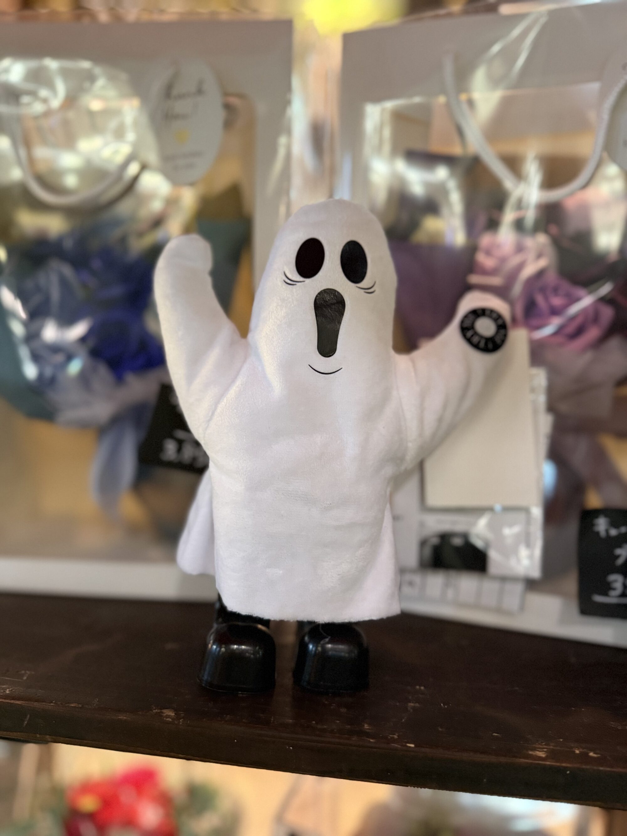 🎃 お花屋さんにオバケがやってきた⁉️👻 秋色のお花と楽しむハロウィン🌺